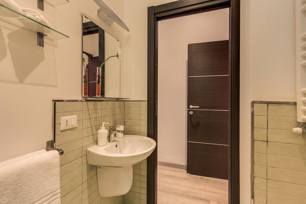 M&L Apartment - Caracalla Holiday Рим Стая снимка