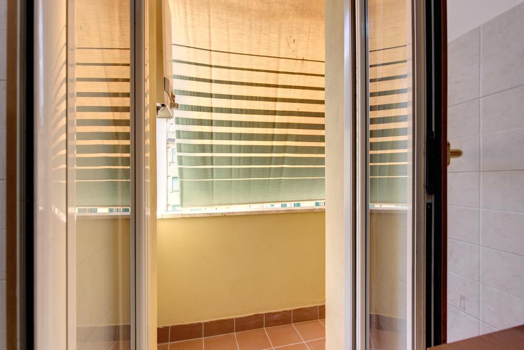 M&L Apartment - Caracalla Holiday Рим Стая снимка