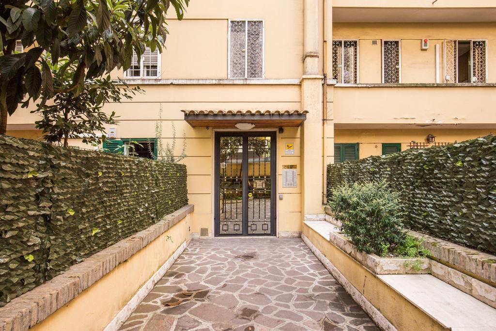 M&L Apartment - Caracalla Holiday Рим Екстериор снимка